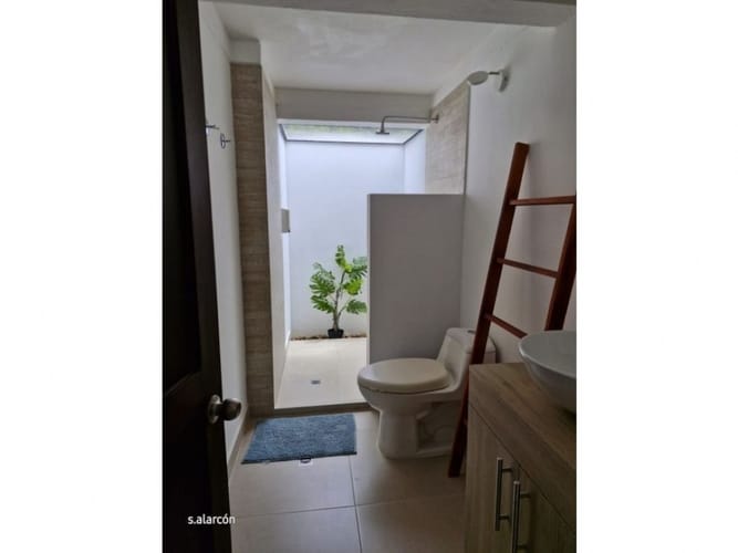 Casa de 4 alcobas en venta en Ricaurte, 230 m² · foto 12 de 16