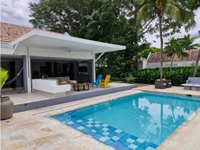 Casa de 4 alcobas en venta en Ricaurte, 230 m² · foto 13 de 16