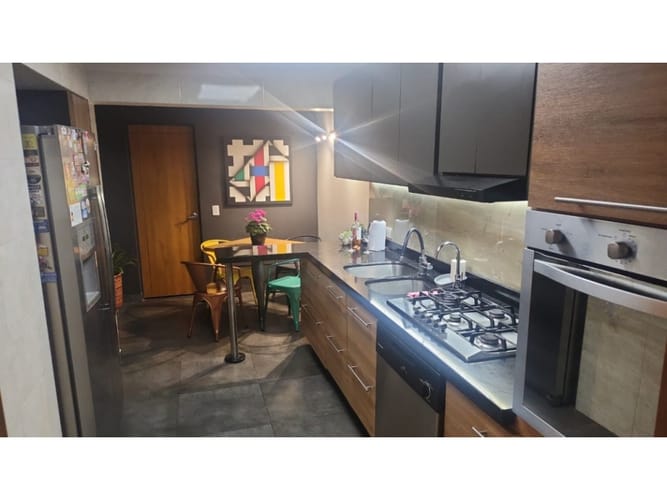 Casa de 4 alcobas en venta en Nueva Zelandia, Bogotá, 240 m² · foto 4 de 17