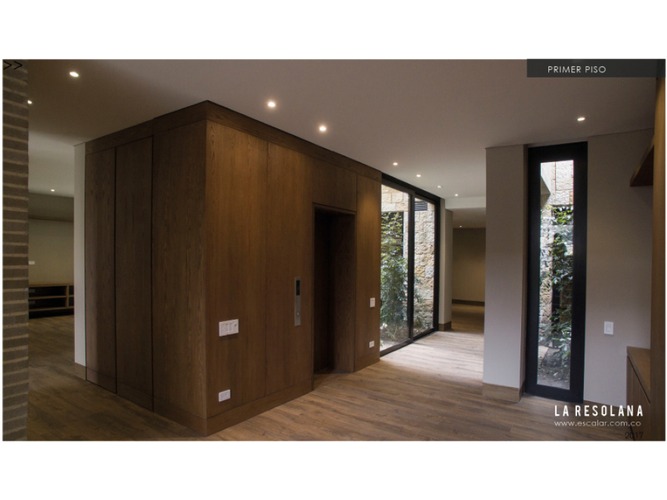 Casa de 3 alcobas en venta en El Refugio, Bogotá, 435 m² · foto 18 de 24