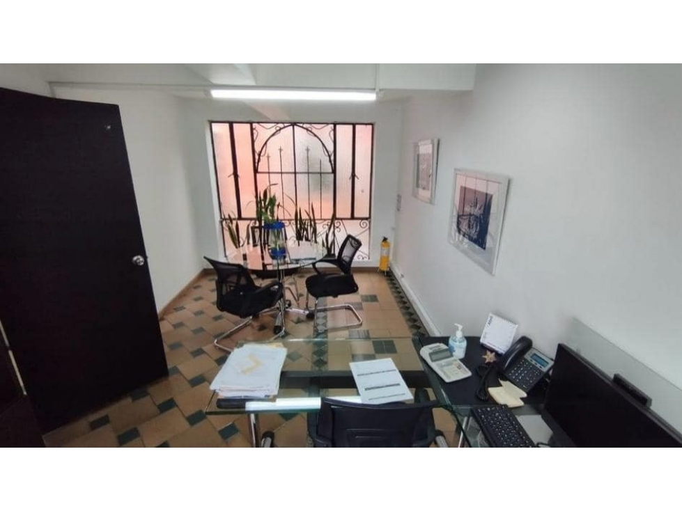 Casa en venta en Las Americas, Bogotá · foto 3 de 24