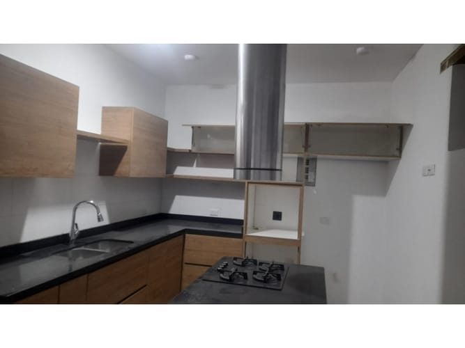 Casa de 3 alcobas en venta en San Gabriel, Sopó, 360 m² · foto 2 de 10