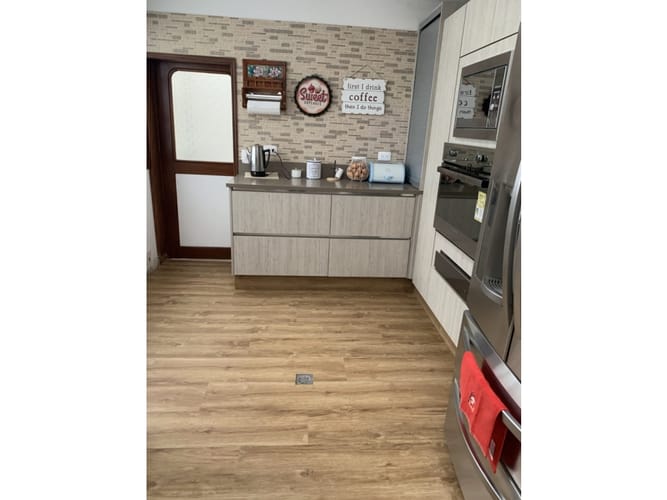 Casa de 4 alcobas en venta en San Jose De Bavaria, Bogotá, 280 m² · foto 7 de 23