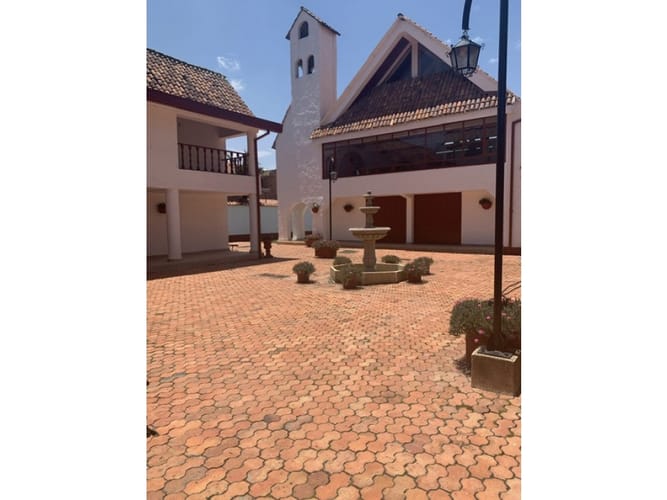 Casa de 4 alcobas en venta en San Jose De Bavaria, Bogotá, 280 m² · foto 19 de 23