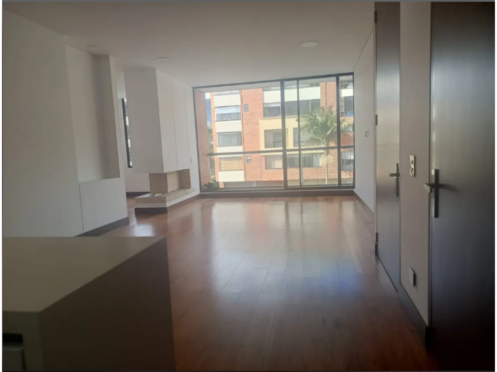 Apartamento en venta en Santa Ana Oriental, Bogotá · foto 2 de 17
