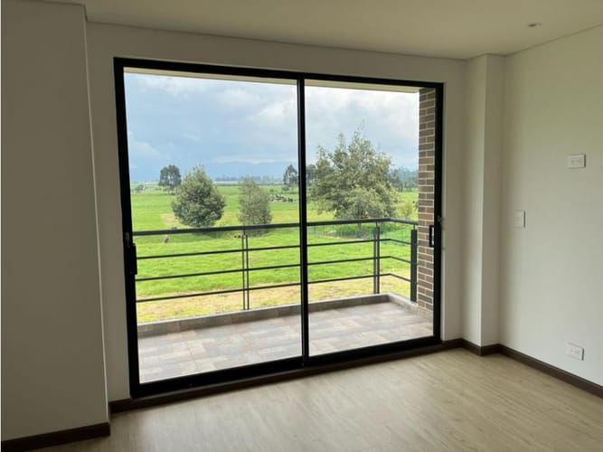 Casa de 3 alcobas en venta en Siberia, Cota, 240 m² · foto 10 de 16