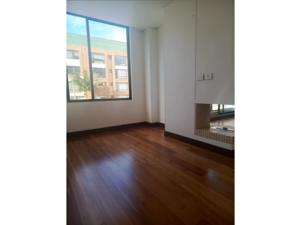 Apartamento en venta en Santa Ana Oriental, Bogotá · foto 3 de 17