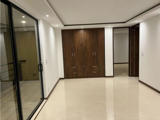 Casa de 3 alcobas en venta en Siberia, Cota, 240 m² · foto 11 de 16