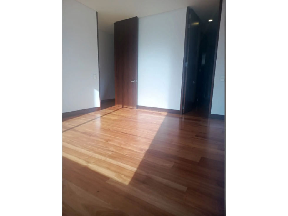 Apartamento en venta en Santa Ana Oriental, Bogotá · foto 6 de 17