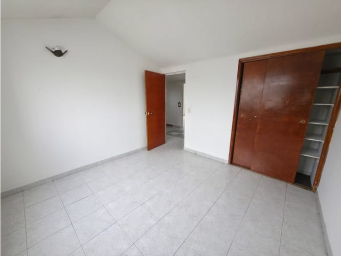 Casa de 3 alcobas en venta en Aloha Sector Sur, Bogotá, 160 m² · foto 11 de 18