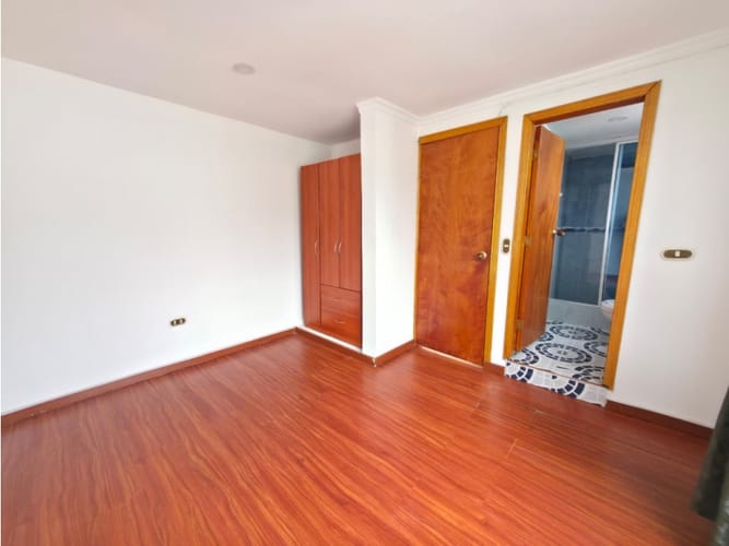 Casa de 3 alcobas en venta en Aloha Sector Sur, Bogotá, 160 m² · foto 13 de 18