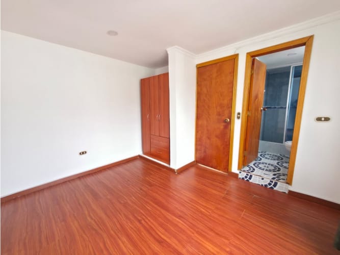 Casa de 3 alcobas en venta en Aloha Sector Sur, Bogotá, 160 m² · foto 14 de 18
