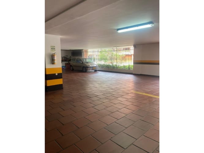 Apartamento de 3 alcobas en venta en Santa Paula, Bogotá, 175 m² · foto 21 de 24