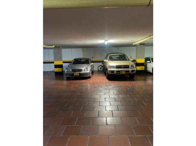 Apartamento de 3 alcobas en venta en Santa Paula, Bogotá, 175 m² · foto 23 de 24