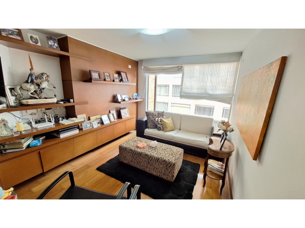 Apartamento en venta en Santa Barbara Central, Bogotá · foto 3 de 24