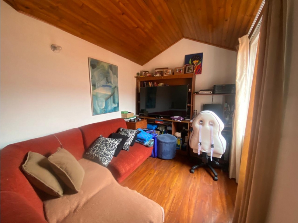 Casa en venta en San Jose Del Prado, Bogotá · foto 10 de 18