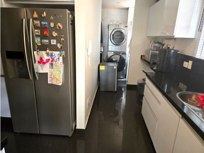 Apartamento de 3 alcobas en venta en Navarra, Bogotá, 156 m² · foto 5 de 19