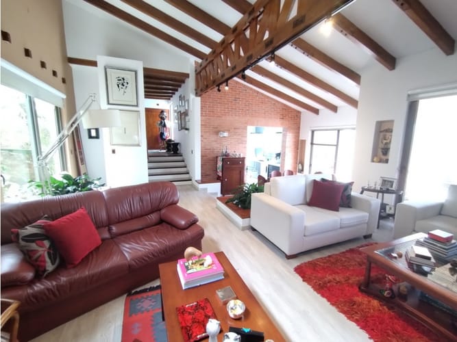 Casa de 4 alcobas en venta en Yerbabuena, Chía, 280 m² · foto 2 de 20