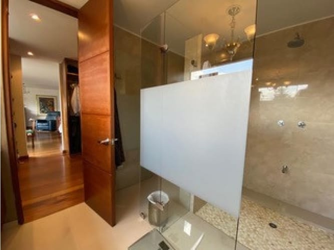 Casa de 4 alcobas en venta en Cerros De Suba, Bogotá, 329 m² · foto 15 de 24