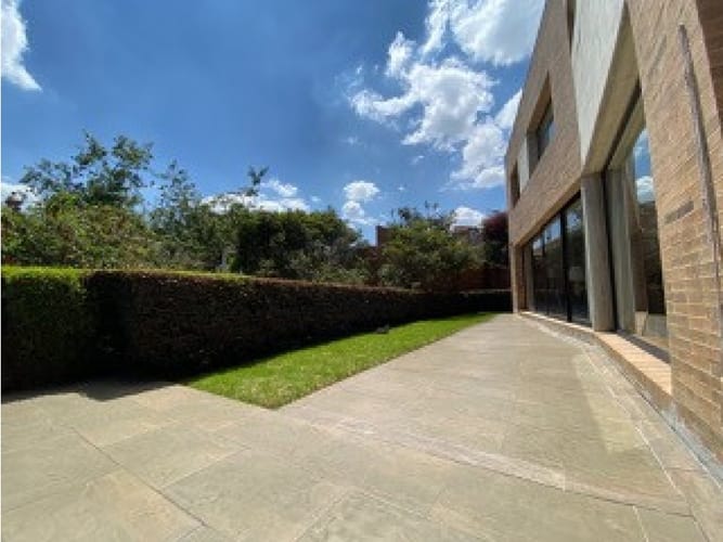 Casa de 4 alcobas en venta en Cerros De Suba, Bogotá, 329 m² · foto 17 de 24