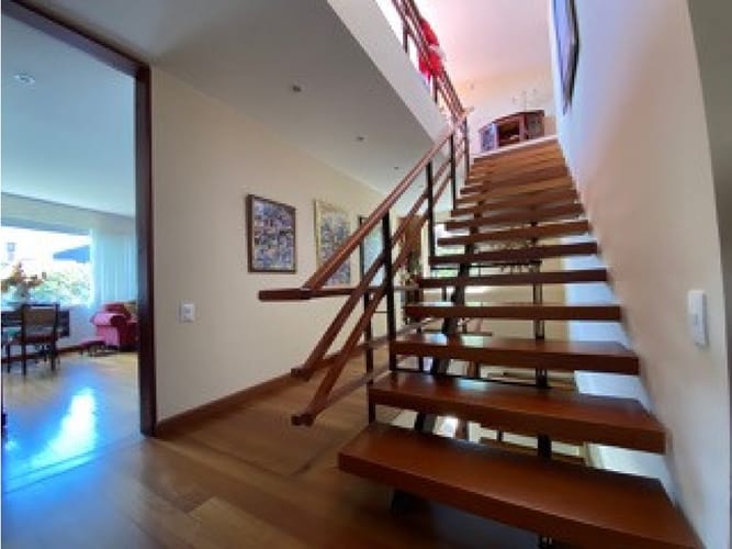 Casa de 4 alcobas en venta en Cerros De Suba, Bogotá, 329 m² · foto 23 de 24