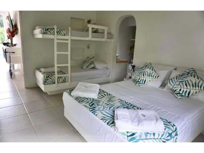 Casa de 4 alcobas en venta en Ricaurte, 154 m² · foto 9 de 10