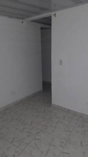 Apartamento de 2 alcobas en arriendo en Picacho, Medellín, 50 m² · foto 2 de 6