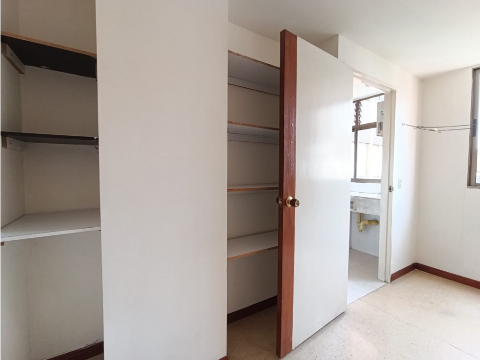 Apartamento en venta en El Portal, Envigado · foto 11 de 14