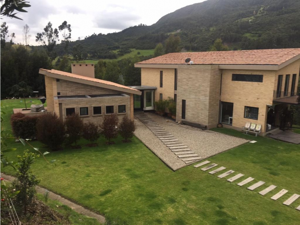 Casa en venta en Vda Canelon, Cajicá · foto 2 de 7