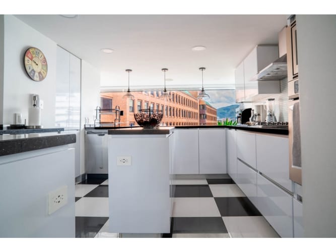 Apartamento de 3 alcobas en venta en Chicó Reservado, Bogotá, 185 m² · foto 11 de 24