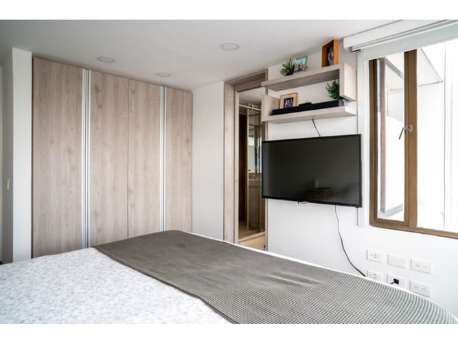Apartamento de 3 alcobas en venta en Chicó Reservado, Bogotá, 185 m² · foto 18 de 24