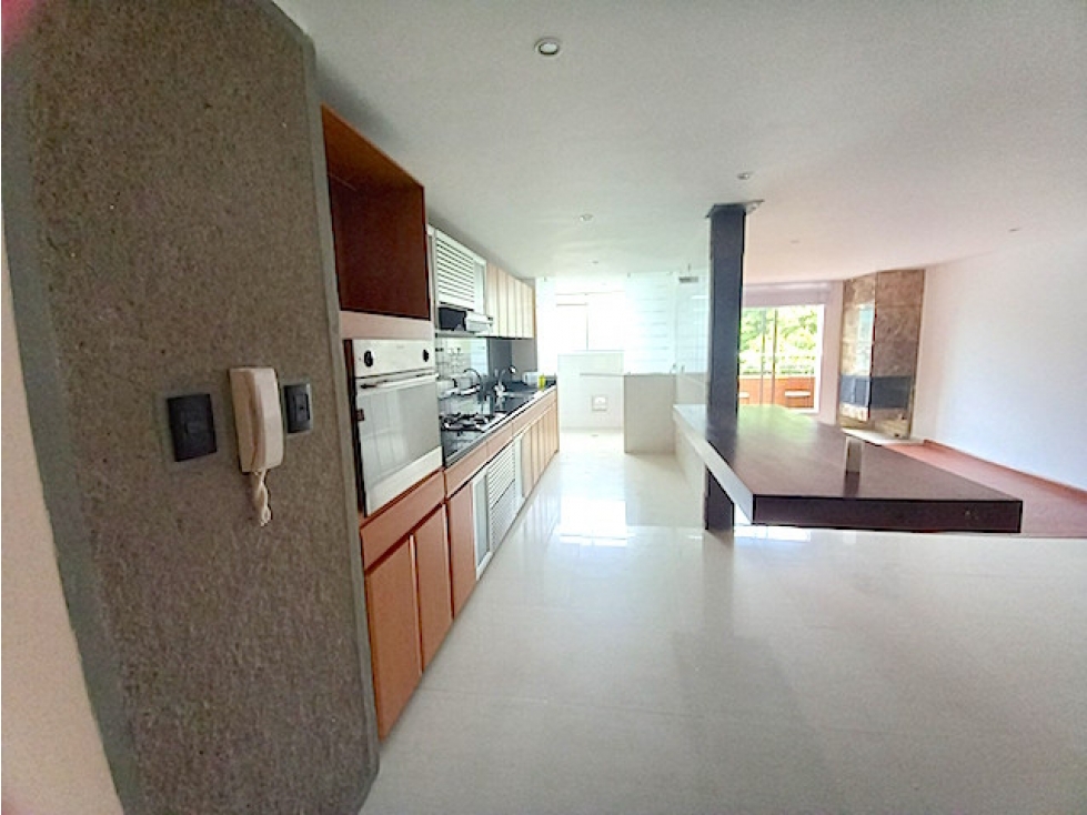 Apartamento en venta en Chico Norte, Bogotá · foto 2 de 14