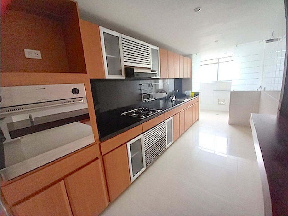 Apartamento en venta en Chico Norte, Bogotá · foto 4 de 14