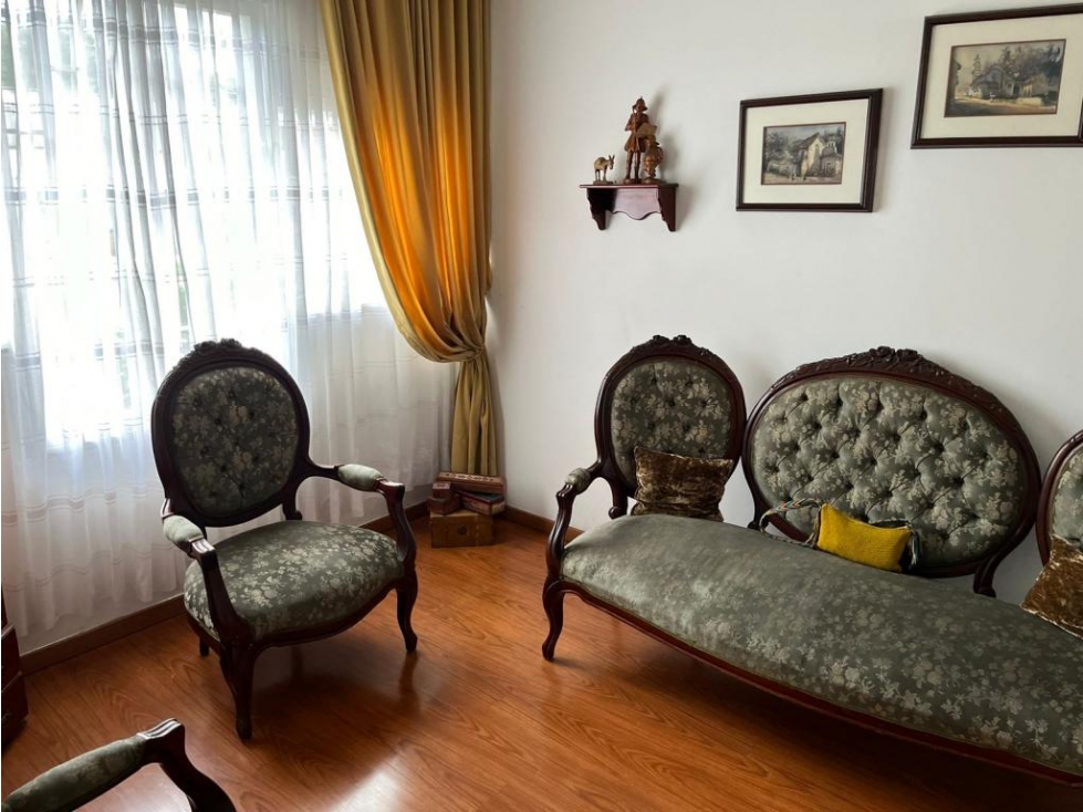 Casa en venta en Niza, Bogotá · foto 3 de 24