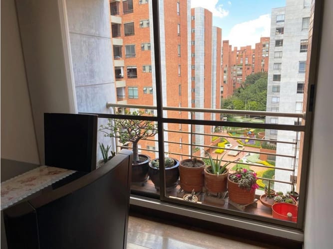 Apartamento de 3 alcobas en venta en La Calleja, Bogotá, 185 m² · foto 4 de 24