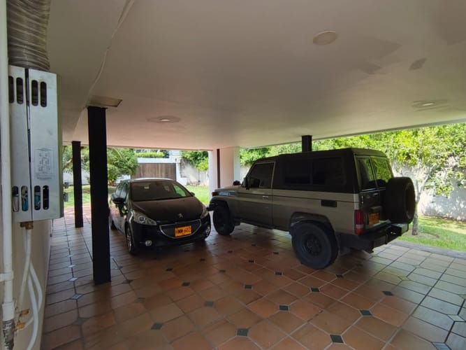 Casa de 4 alcobas en venta en Pance, Cali, 480 m² · foto 2 de 24