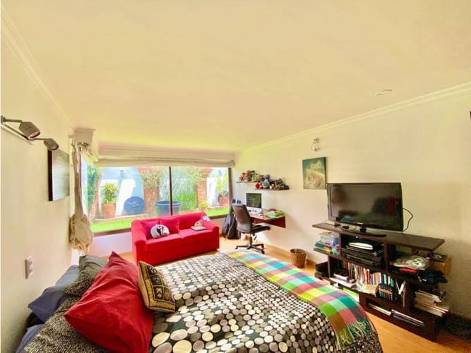 Casa de 4 alcobas en venta en Santa Ana, Bogotá, 680 m² · foto 11 de 12