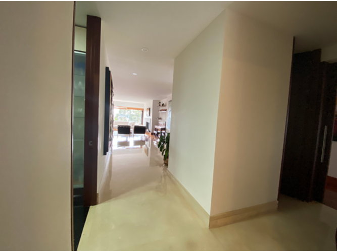 Apartamento de 5 alcobas en venta en Montearroyo, Bogotá, 318 m² · foto 4 de 19