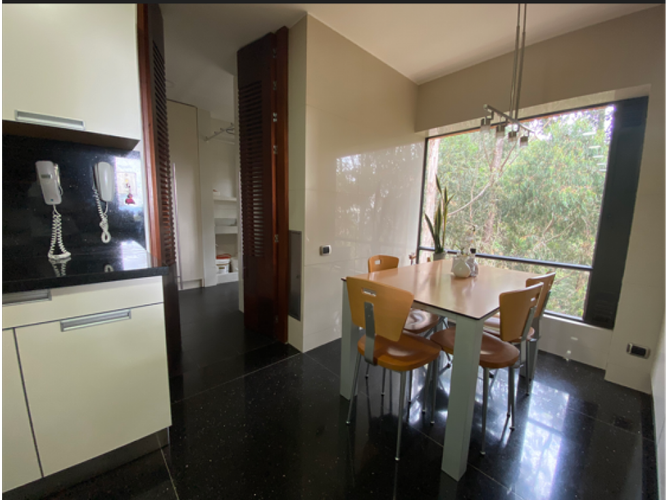 Apartamento de 5 alcobas en venta en Montearroyo, Bogotá, 318 m² · foto 8 de 19