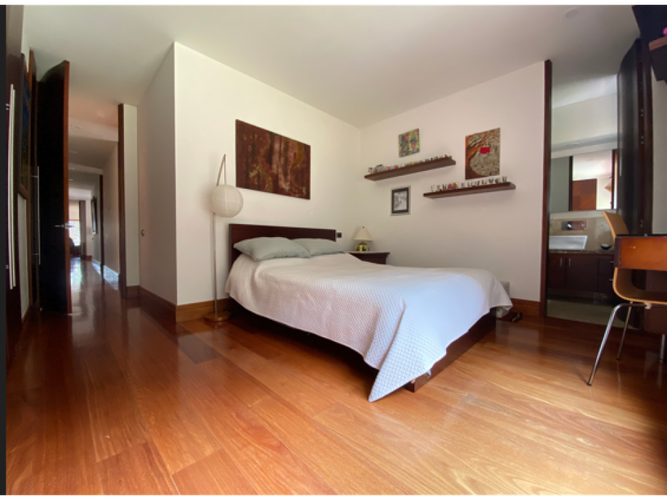 Apartamento de 5 alcobas en venta en Montearroyo, Bogotá, 318 m² · foto 14 de 19