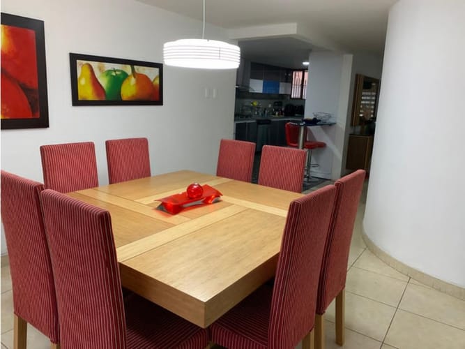 Casa de 4 alcobas en venta en La Cabrera, Bogotá, 490 m² · foto 2 de 24