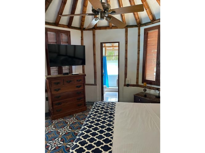 Casa de 4 alcobas en venta en Ricaurte, 360 m² · foto 11 de 16