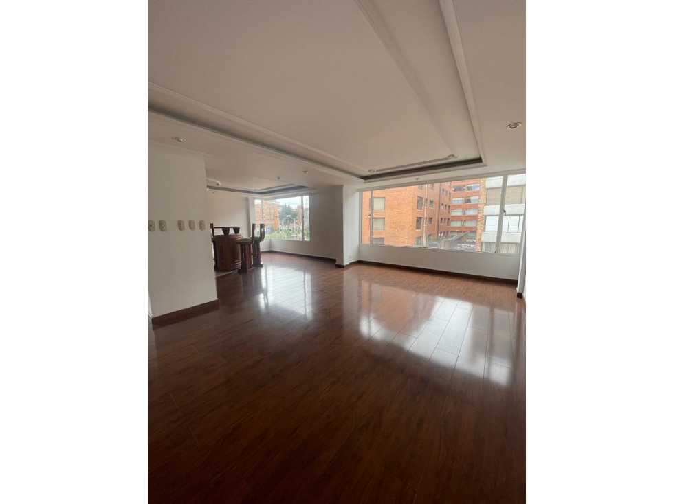 Apartamento en venta en Chico Norte, Bogotá · foto 3 de 21
