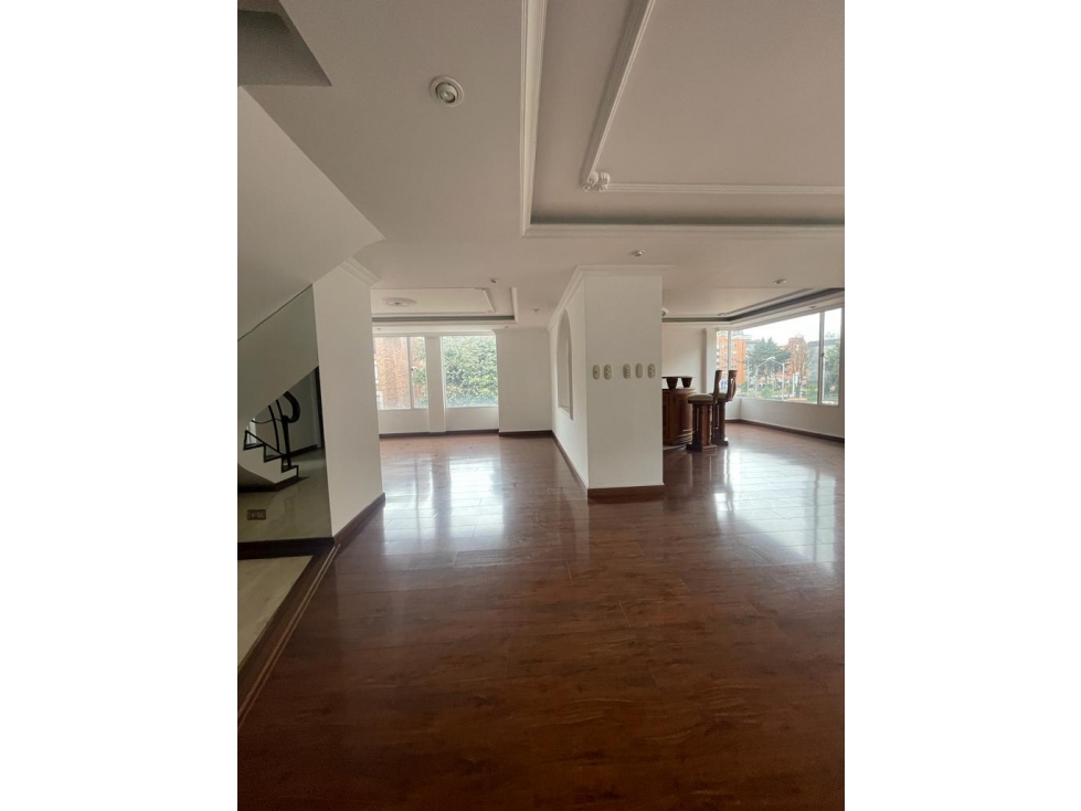 Apartamento en venta en Chico Norte, Bogotá · foto 4 de 21