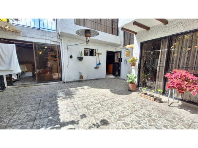 Casa de 3 alcobas en venta en Santa Ana, Bogotá, 254 m² · foto 10 de 24