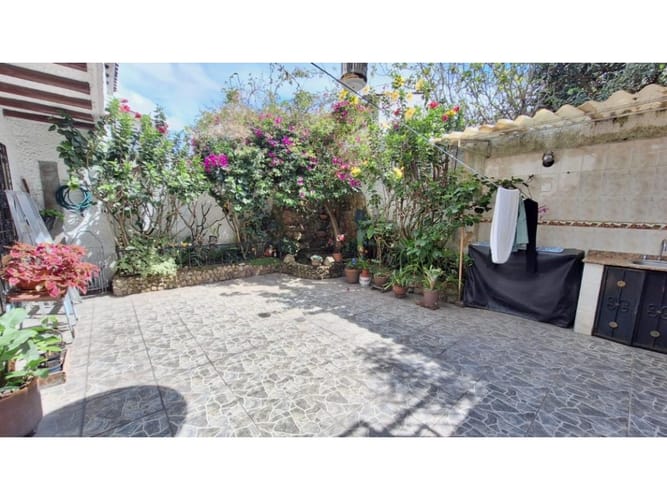Casa de 3 alcobas en venta en Santa Ana, Bogotá, 254 m² · foto 16 de 24