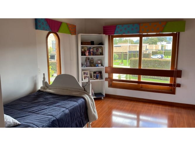 Casa de 4 alcobas en venta en Guaymaral, Bogotá, 430 m² · foto 21 de 24