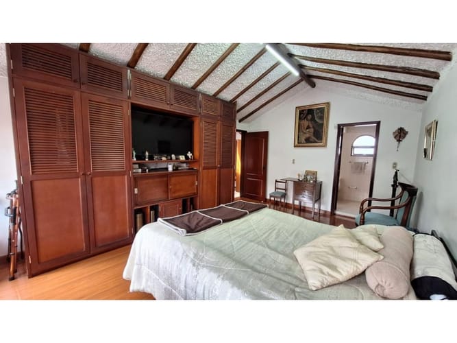 Casa de 3 alcobas en venta en Santa Ana, Bogotá, 254 m² · foto 20 de 24