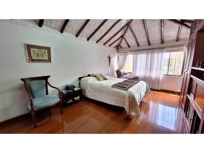 Casa de 3 alcobas en venta en Santa Ana, Bogotá, 254 m² · foto 21 de 24