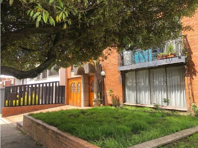Casa de 4 alcobas en venta en Santa Ana, Bogotá, 500 m² · foto 2 de 22